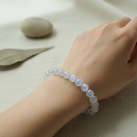 Blue Moonstone – Intuition, Emotional Balance & Divine Feminine Energy Bracelet